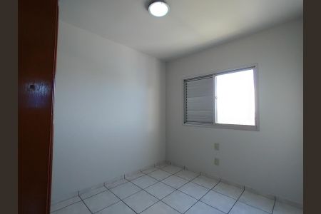Quarto de apartamento para alugar com 3 quartos, 90m² em Planalto, Uberlândia