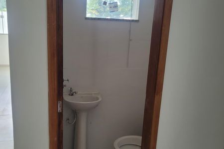 Banheiro de apartamento para alugar com 2 quartos, 70m² em Parque Nossa Sra. da Penha, Duque de Caxias