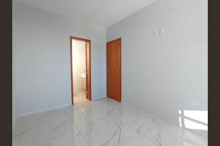 Quarto de apartamento para alugar com 2 quartos, 56m² em Tubalina, Uberlândia