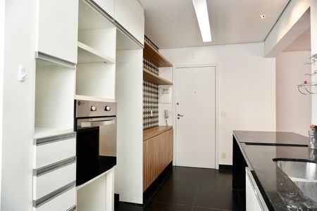 Cozinha  de apartamento à venda com 3 quartos, 105m² em Estoril, Belo Horizonte