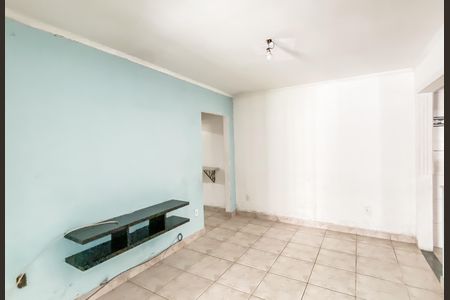 Casa à venda com 70m², 2 quartos e 1 vagaSala 