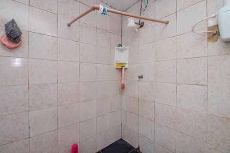 Banheiro de casa à venda com 3 quartos, 30m² em Sarandi, Porto Alegre