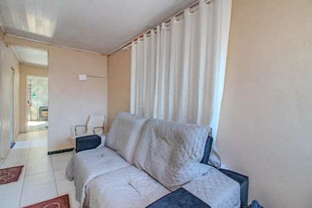 Sala de casa à venda com 3 quartos, 30m² em Sarandi, Porto Alegre