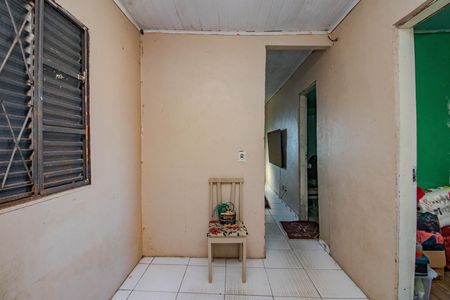 Corredor de casa à venda com 3 quartos, 30m² em Sarandi, Porto Alegre