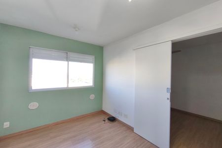 Sala de apartamento para alugar com 2 quartos, 40m² em Jardim Ipaussurama, Campinas