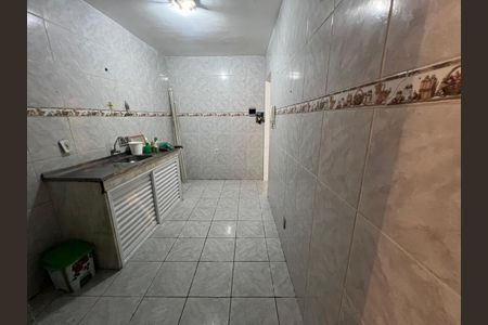 Cozinha de apartamento para alugar com 2 quartos, 55m² em Quintino Bocaiúva, Rio de Janeiro