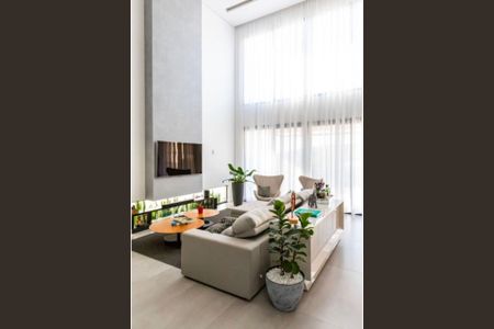 Casa de condomínio à venda com 407m², 4 quartos e 6 vagas Casa de condomínio à venda com 407m², 4 quartos e 6 vagasFoto 02