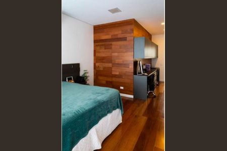 Casa de condomínio à venda com 407m², 4 quartos e 6 vagas Casa de condomínio à venda com 407m², 4 quartos e 6 vagasFoto 22