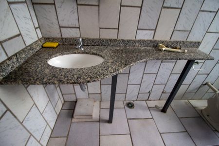 Apartamento para alugar com 85m², 3 quartos e sem vagaBanheiro