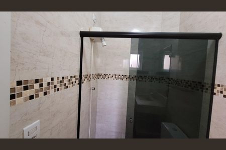 Casa de condomínio para alugar com 280m², 4 quartos e 2 vagasLavabo
