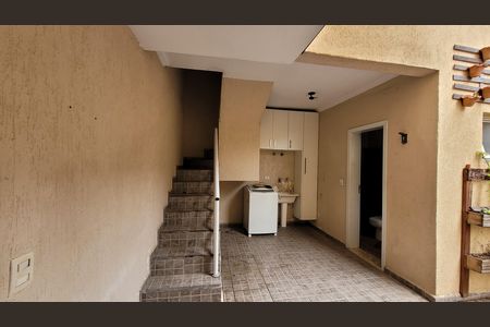 Casa de condomínio para alugar com 280m², 4 quartos e 2 vagasÁrea de Serviço