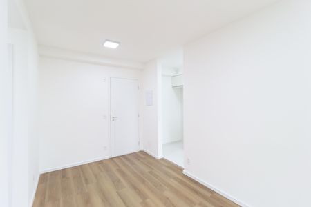Apartamento para alugar com 2 quartos, 40m² em Vila Gustavo, São Paulo