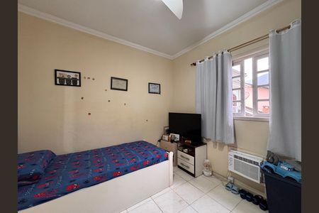 Casa de condomínio à venda com 180m², 3 quartos e 2 vagasSuíte 3