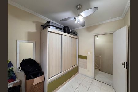 Casa de condomínio à venda com 180m², 3 quartos e 2 vagasSuíte 2