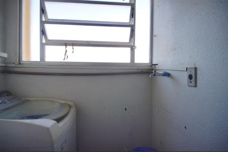 Apartamento para alugar com 71m², 2 quartos e 1 vagaÁrea de Serviço