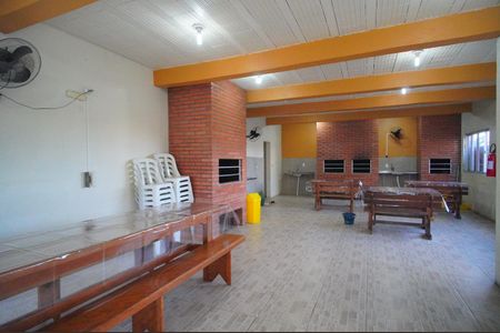 Apartamento para alugar com 71m², 2 quartos e 1 vagaÁrea comum - Salão de festas