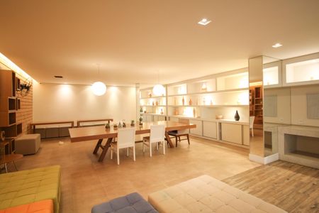 Apartamento à venda com 83m², 2 quartos e 2 vagasÁrea comum