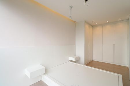 Quarto 2 de apartamento para alugar com 2 quartos, 47m² em Parque Industrial Tomas Edson, São Paulo