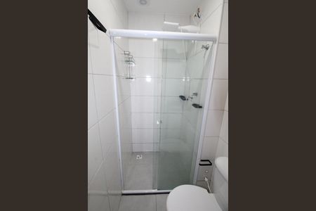 Banheiro da Suíte de apartamento para alugar com 2 quartos, 51m² em Parque Residencial Flamboyant, São José dos Campos