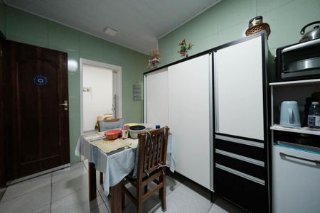 Casa para alugar com 60m², 2 quartos e 1 vagaCozinha