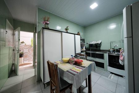Casa para alugar com 60m², 2 quartos e 1 vagaCozinha