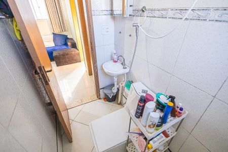 Apartamento à venda com 50m², 2 quartos e 1 vaga Apartamento à venda com 50m², 2 quartos e 1 vagaBanheiro