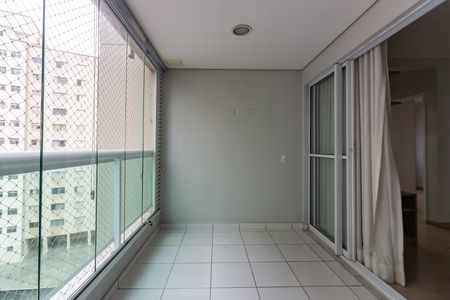 Apartamento para alugar com 70m², 2 quartos e 1 vagaVaranda 