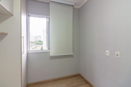Quarto 2 de apartamento para alugar com 2 quartos, 70m² em Vila Osasco, Osasco
