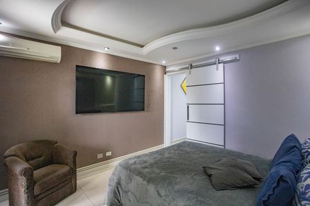Casa para alugar com 250m², 2 quartos e 2 vagas Casa para alugar com 250m², 2 quartos e 2 vagasSuíte