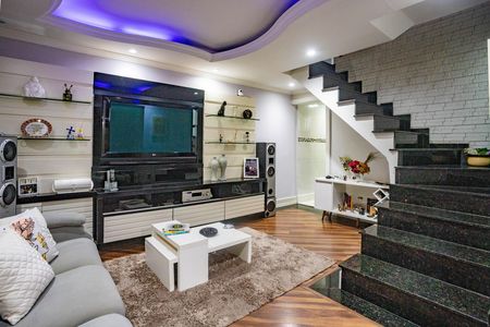 Casa para alugar com 2 quartos, 250m² em Taboão, Diadema