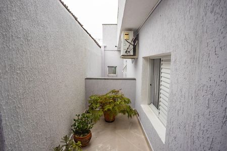 Casa para alugar com 250m², 2 quartos e 2 vagas Casa para alugar com 250m², 2 quartos e 2 vagasVaranda