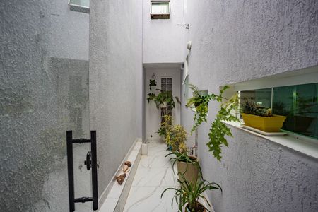 Casa para alugar com 250m², 2 quartos e 2 vagas Casa para alugar com 250m², 2 quartos e 2 vagasÁrea aberta
