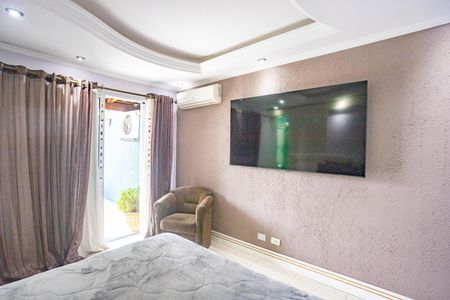 Casa para alugar com 250m², 2 quartos e 2 vagas Casa para alugar com 250m², 2 quartos e 2 vagasSuíte