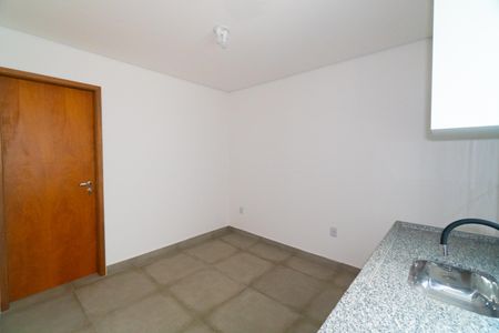 Sala/Cozinha de apartamento para alugar com 1 quarto, 25m² em Jardim Oriental, São Paulo