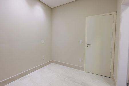 Casa de condomínio para alugar com 196m², 3 quartos e 4 vagas