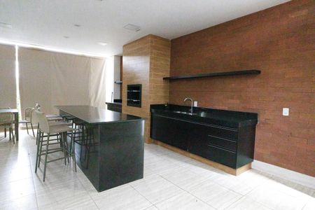 Casa de condomínio para alugar com 196m², 3 quartos e 4 vagas