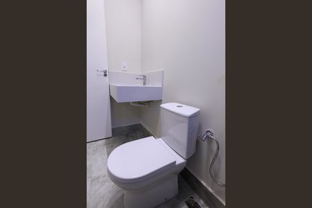 Casa de condomínio para alugar com 196m², 3 quartos e 4 vagas