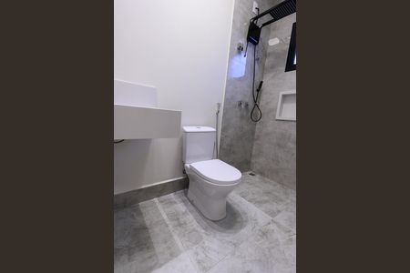 Casa de condomínio para alugar com 196m², 3 quartos e 4 vagas