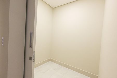 Casa de condomínio para alugar com 196m², 3 quartos e 4 vagas