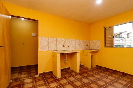 Cozinha e Área de Serviço de casa para alugar com 1 quarto, 35m² em Jardim Julieta, São Paulo