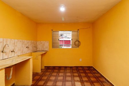 Cozinha e Área de Serviço de casa para alugar com 1 quarto, 35m² em Jardim Julieta, São Paulo