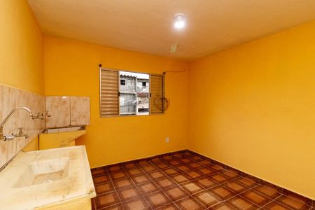 Casa para alugar com 35m², 1 quarto e sem vaga Casa para alugar com 35m², 1 quarto e sem vagaCozinha e Área de Serviço