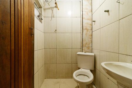 Casa para alugar com 35m², 1 quarto e sem vaga Casa para alugar com 35m², 1 quarto e sem vagaBanheiro