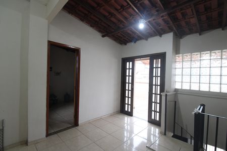 Casa de condomínio à venda com 80m², 3 quartos e 1 vagaTerraço