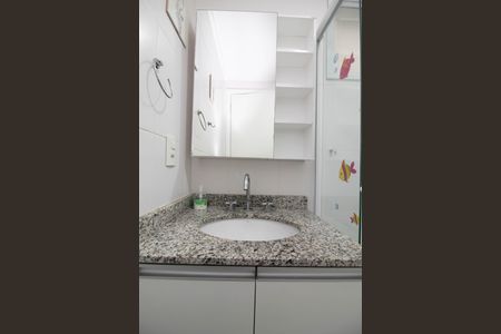 Apartamento para alugar com 106m², 3 quartos e 2 vagas Apartamento para alugar com 106m², 3 quartos e 2 vagasBanheiro 2