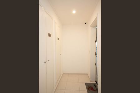 Apartamento para alugar com 106m², 3 quartos e 2 vagas Apartamento para alugar com 106m², 3 quartos e 2 vagasHall de entrada