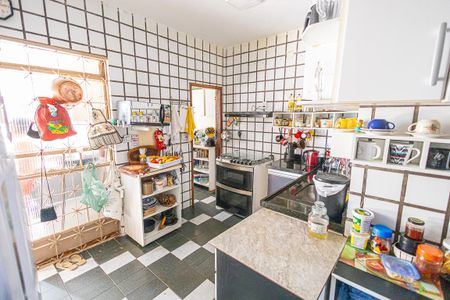Casa para alugar com 544m², 7 quartos e 4 vagasCozinha