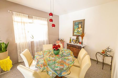 Casa para alugar com 544m², 7 quartos e 4 vagasSala