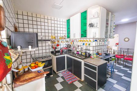 Casa para alugar com 544m², 7 quartos e 4 vagasCozinha