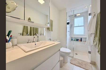 Apartamento à venda com 92m², 2 quartos e 2 vagas Apartamento à venda com 92m², 2 quartos e 2 vagasBanheiro Suíte 2
